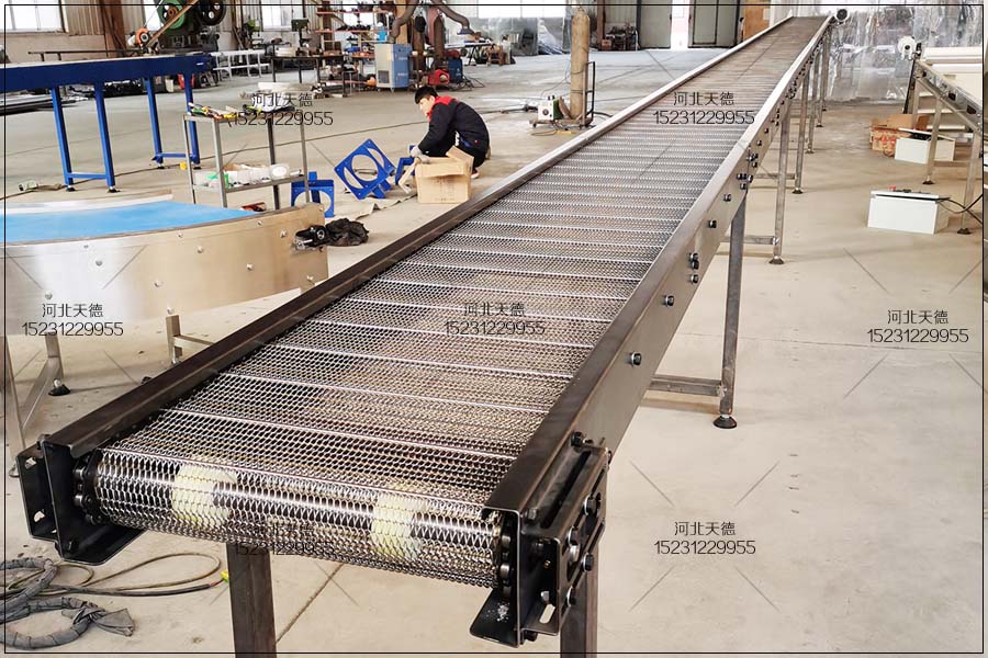 網(wǎng)帶輸送機(jī)
